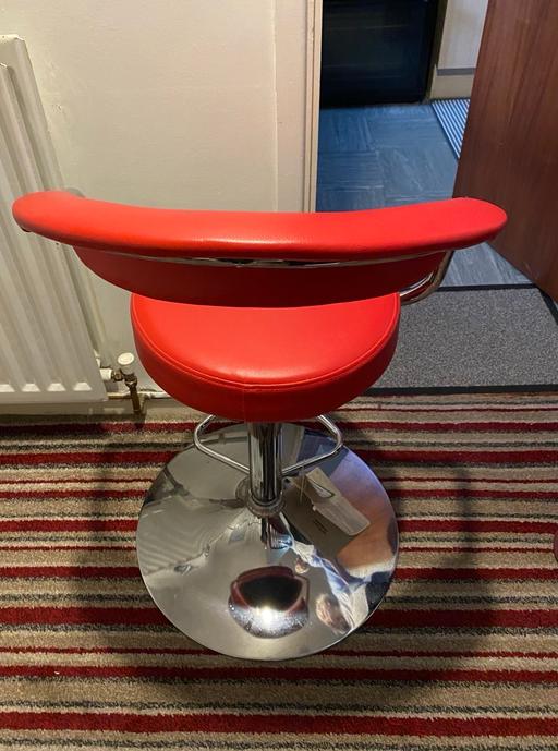 Buy & Sell West Midlands Birmingham - Photos for Red bar stool. Excellent condition.