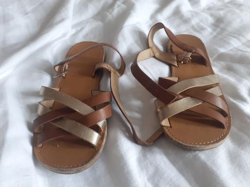 Buy & Sell Nottinghamshire Mansfield - Photos for Girls sandals size 1.