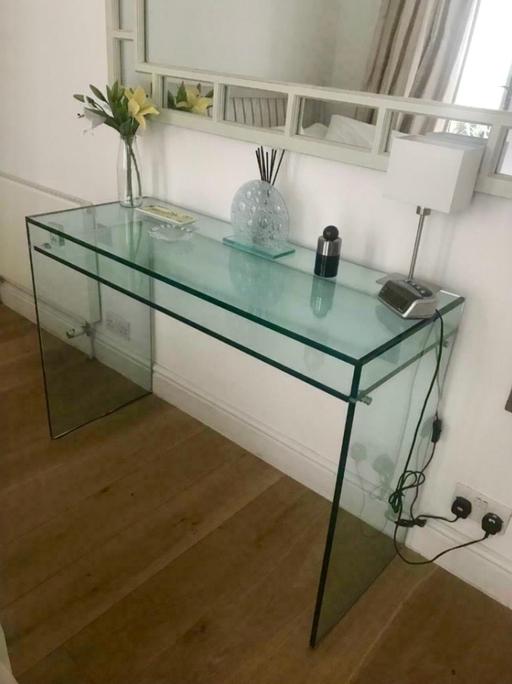 Buy & Sell Central London Farringdon - Central London - Photos for Luxury Glass Table