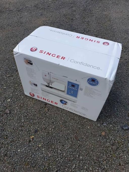 training Bedfordshire Bedford - Photos for Singer Confidence 7465 Sewing Machine