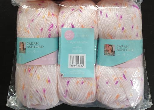 training West Midlands Dudley - Photos for 3 x Knitting White Pink Yellow Spot Yarn 50