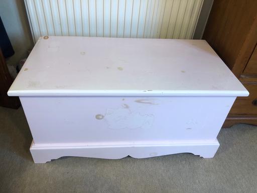 Buy & Sell Leicestershire Leicester - Photos for Solid pine Toy/Storage box