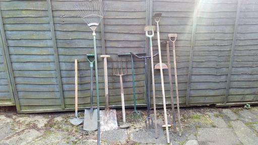 Buy & Sell West Midlands Wolverhampton - Photos for Garden Rakes Forks Shovels Spades Hoes Shears