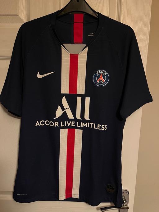 Buy & Sell Hertfordshire Stevenage - Photos for PSG Medium Men’s Home Shirt 19/20 Used