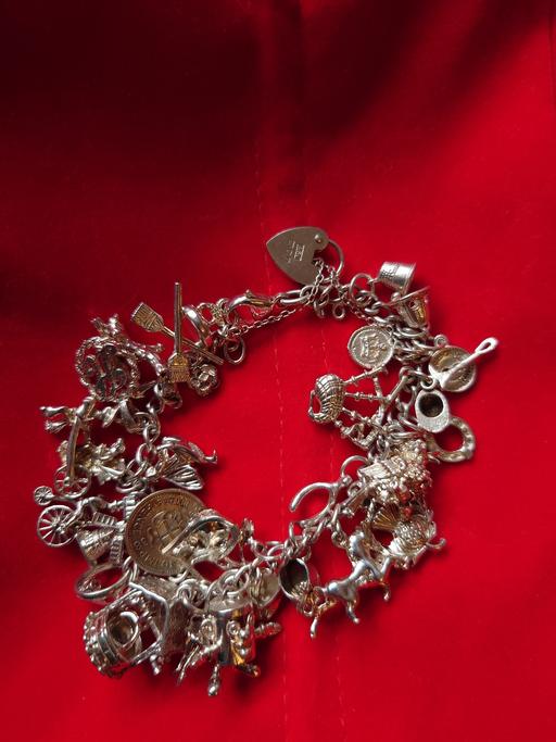 Buy & Sell Derbyshire South Derbyshire - Photos for silver charm bracelet