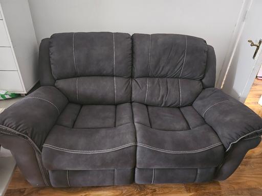 Buy & Sell West London Hillingdon - Photos for Grey recliner sofa 2 seat.