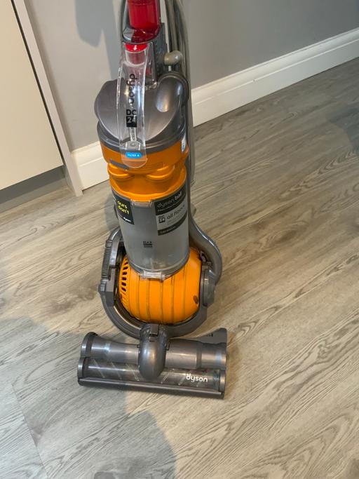 Buy & Sell West Yorkshire Leeds - Photos for Dyson DC24 light and compact