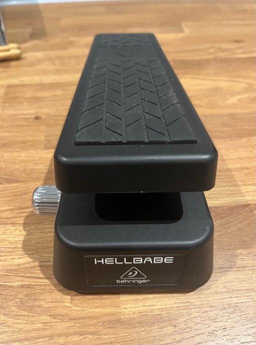 Buy & Sell Essex Brentwood - Photos for Behringer Hellbabe Wah Pedal