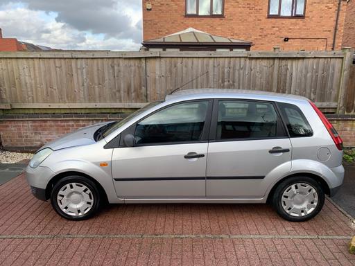 Vehicles Nottinghamshire Nottingham - Photos for Ford fiesta 2002 1.4 petrol