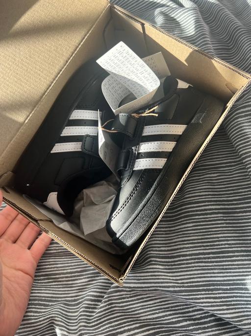 Buy & Sell West Midlands Solihull - Photos for Boys adidas trainers