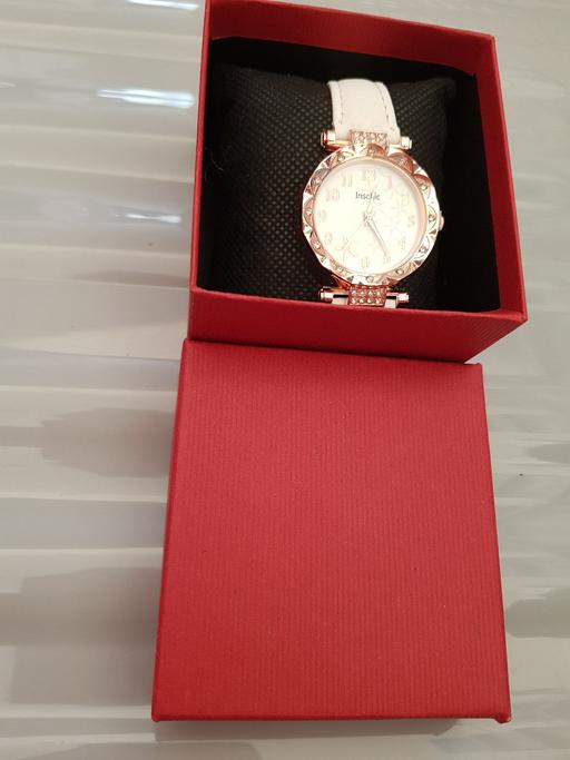 Buy & Sell Lancashire Blackpool - Photos for Ladies watch in box NEW