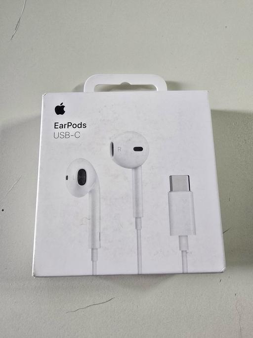 Buy & Sell Hertfordshire Watford - Photos for Apple EarPods