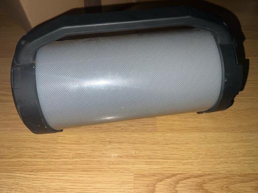 Buy & Sell South West London Chelsea - South West London - Photos for LED base bluetooth speaker