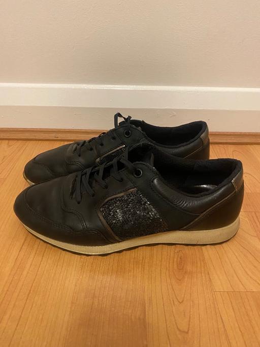 Buy & Sell North London Bowes Park - North London - Photos for Ecco black trainers uk 4.5