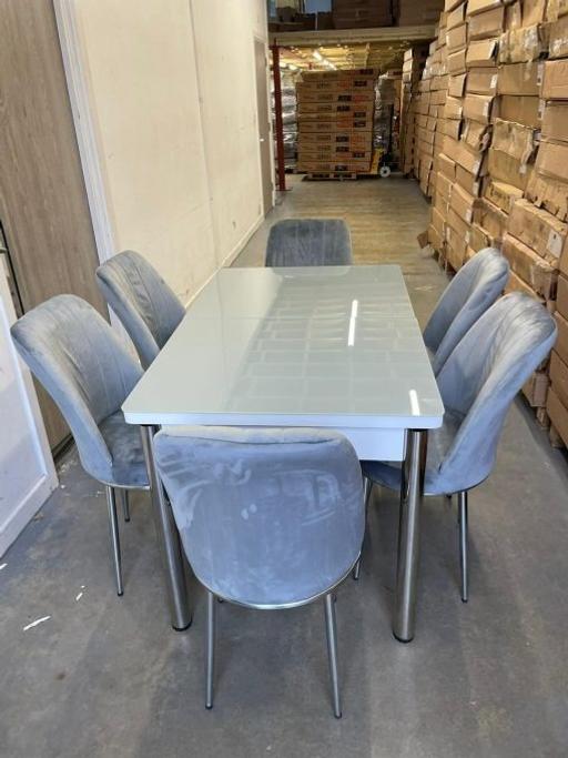 Buy & Sell Brent East Lane Business Park - Brent - Photos for Brand new Dining table with 6 chairs