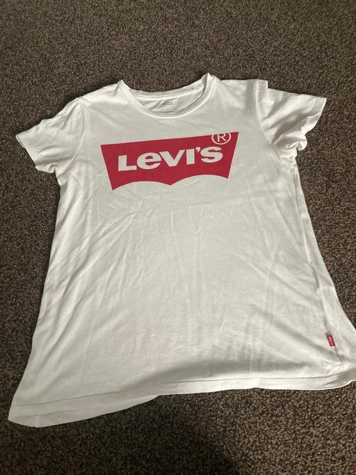 Buy & Sell County Durham Consett - County Durham - Photos for Levi’s Tshirt