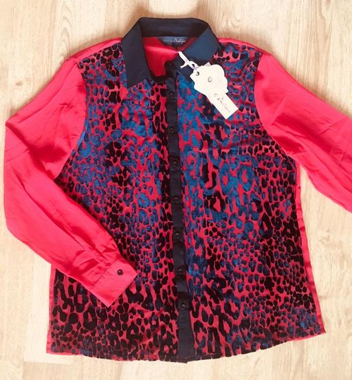 Buy & Sell South West London Sutton - Photos for Boohoo Boutique Animal Print Red Blouse 12