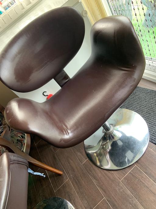 Buy & Sell South Yorkshire Doncaster - Photos for Adjustable salon chairs