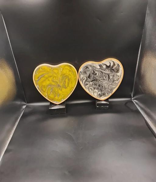 Buy & Sell Leicestershire Leicester - Photos for 2 Handmade Wooden Resin Heart Decortive Plaqu