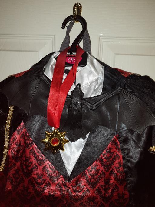 Buy & Sell Newport - Wales Newport - NP11 - Photos for Vampire Halloween costume