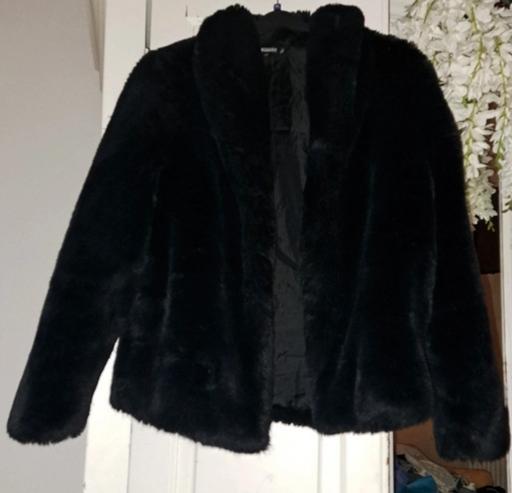 Buy & Sell Lancashire Chorley - Photos for misguided Black faux fur coat size 8