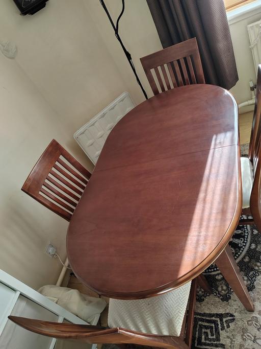 Buy & Sell South West London Sands End - South West London - Photos for dining table with 6 chairs