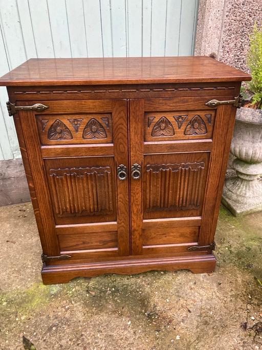 Buy & Sell Staffordshire Lichfield - Photos for Old charm Tv cabinet in solid oak