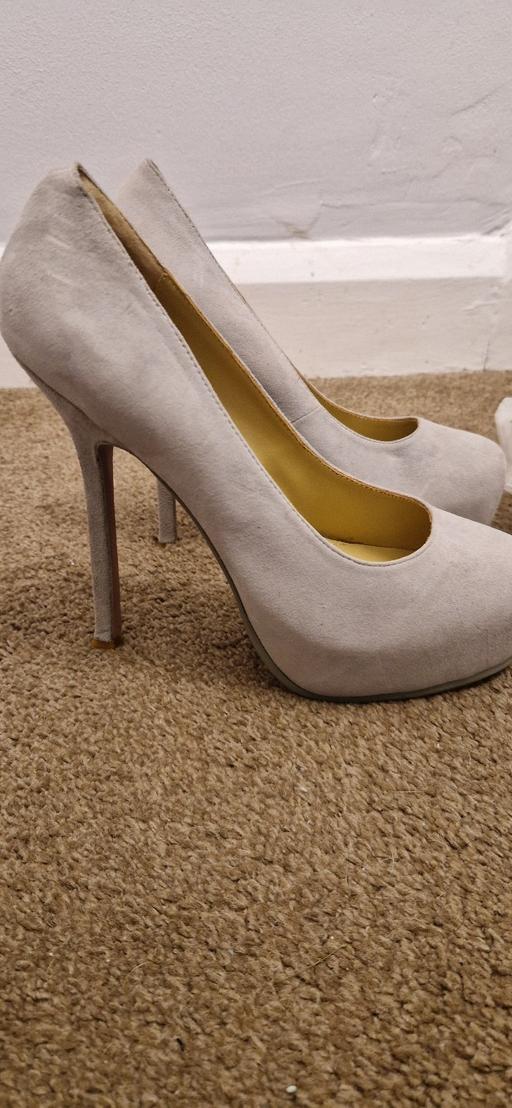 Buy & Sell Merseyside Knowsley - Photos for tribute style grey suede hidden platform heel