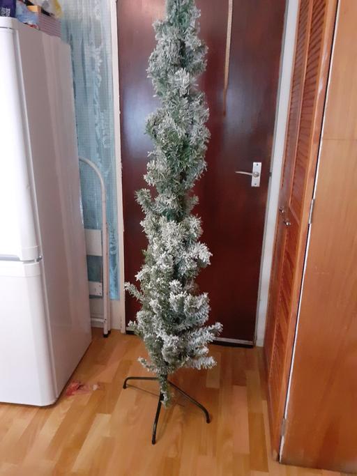 Buy & Sell North London Seven Sisters - North London - Photos for 6ft snow Tipped pencil Christmas tree