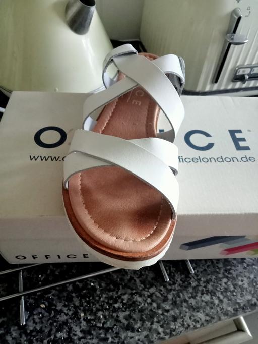 Buy & Sell South East London Gipsy Hill - SE27 - Photos for as you can see by the pictures ladies sandals