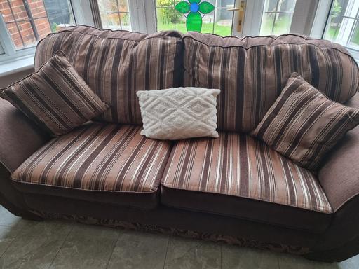 Buy & Sell West Midlands Birmingham - Photos for 3 seater sofa