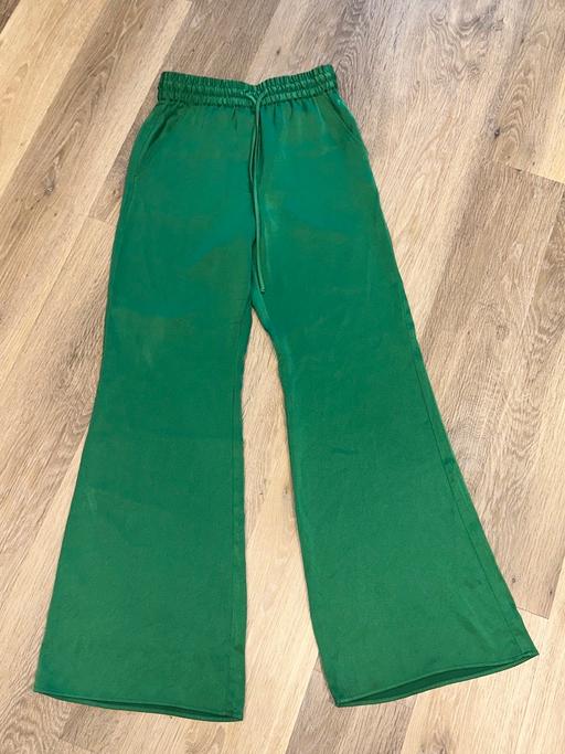 Buy & Sell North West London Kensal Green - NW6 - Photos for Green Satin Trousers