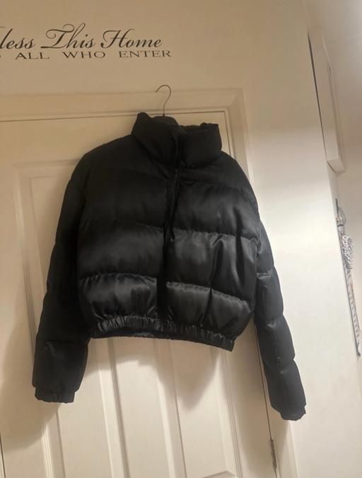 Buy & Sell Surrey Tandridge - Photos for cropped puffer jacket