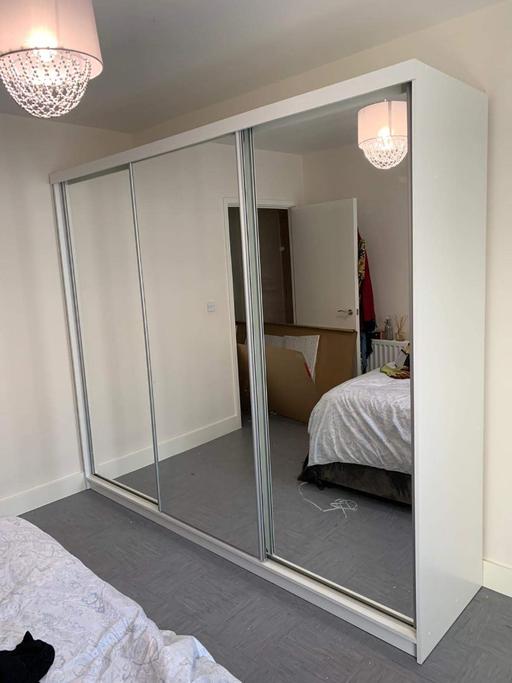 Buy & Sell Brent East Lane Business Park - Brent - Photos for Stylish Bedroom Full Mirror Wardrobe