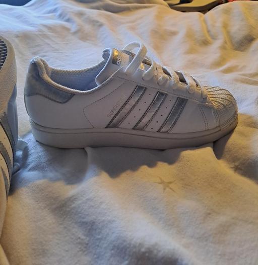 Buy & Sell West Yorkshire Wakefield - Photos for Adidas superstar size 5.5