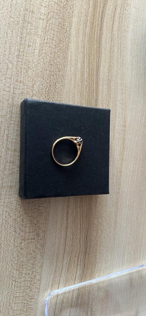 Buy & Sell East London Stratford - East London - Photos for 18CT gold diamond ring 2.45 gr used