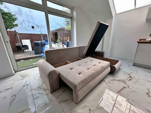 Buy & Sell Brent East Lane Business Park - Brent - Photos for Corner Berlin Sofa bed...!!