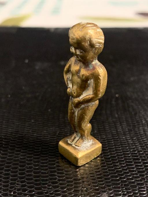 Buy & Sell North London Edmonton - N9 - Photos for Little man pee statue