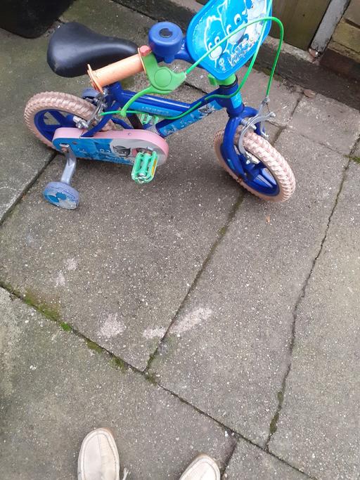 Buy & Sell West Midlands Birmingham - Photos for childs bike with stabilisers