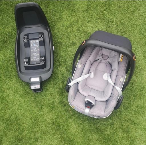 Buy & Sell East London Stepney - East London - Photos for Maxi Cosi Pebble car seat with Isofix base