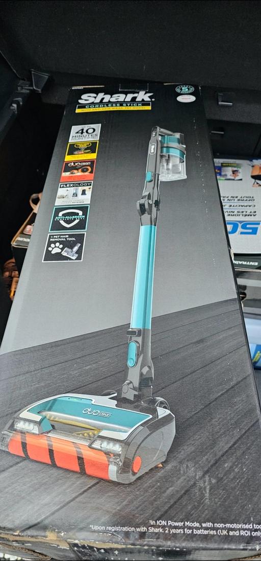 Buy & Sell Nottinghamshire Nottingham - Photos for New Shark Anti Hair Wrap Cordless Vacuum