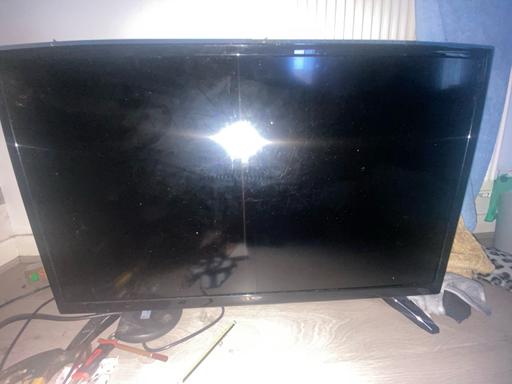 Buy & Sell East London Waltham Forest - Photos for Bush smart tv