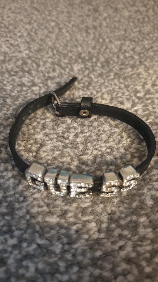 Buy & Sell South West London Lampton - South West London - Photos for Guess leather bracelet