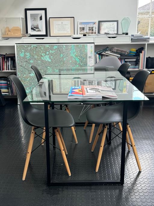 Buy & Sell South West London Clapham Junction - South West London - Photos for Glass table 