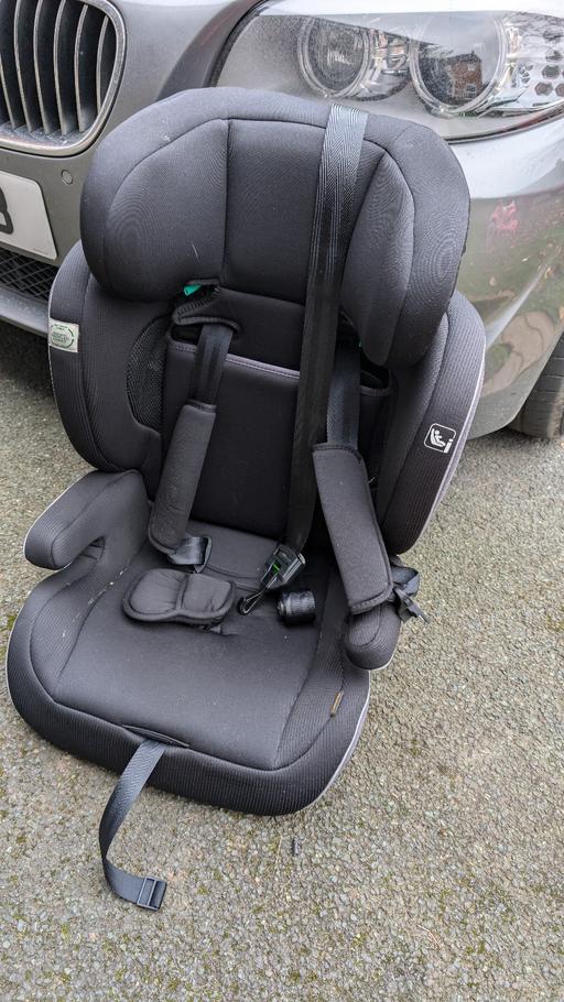 Vehicles Worcestershire Redditch - Photos for isofix car seat