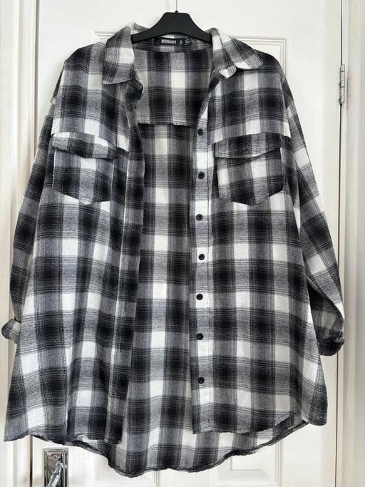 Buy & Sell Gloucestershire South Gloucestershire - Photos for Ladies black & white check shirt 6