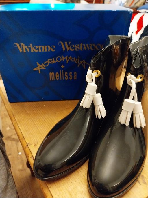 Buy & Sell Reading Shinfield - Reading - Photos for Vivienne Westwood Tassle Boots size 6/39