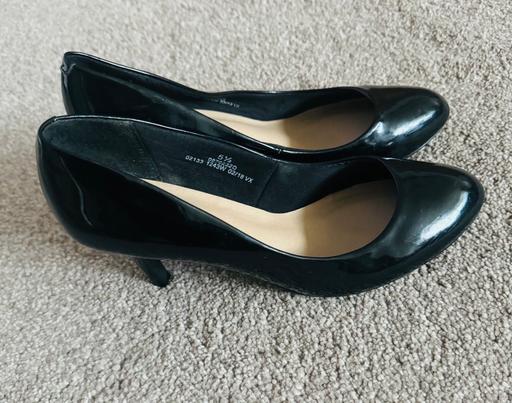 Buy & Sell South West London Fulham Broadway - South West London - Photos for M & S Collection Insolia Wide Fit Court Shoes