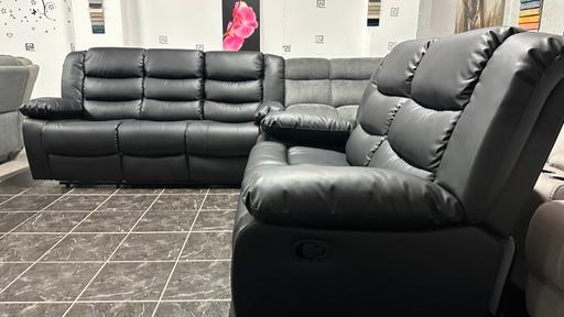 Buy & Sell Greater Manchester Bolton - Photos for Black leather 3 + 2 recliner sofa set