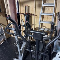 Golds Gym power station 2000 in HG4 Ripon fur 1 00 zum Verkauf Shpock AT